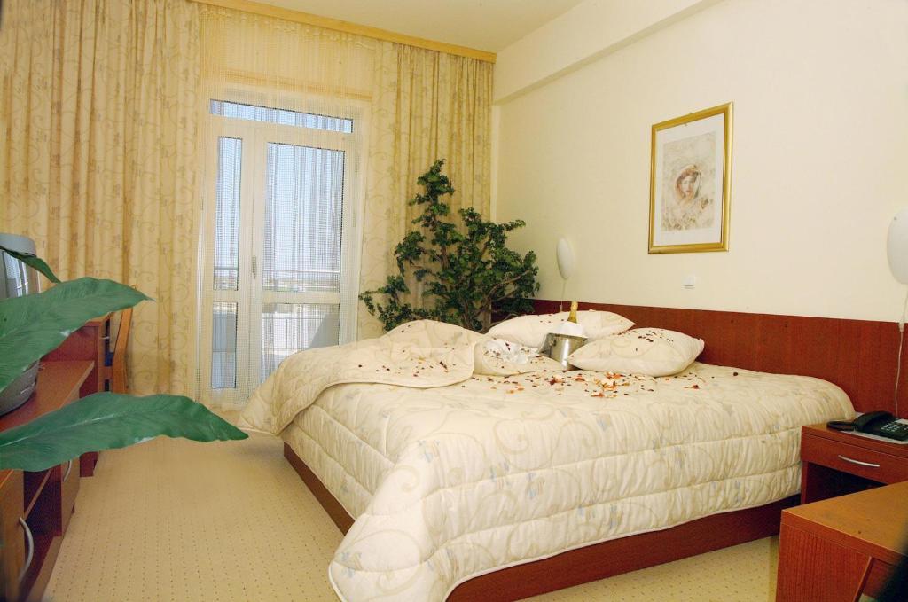 Hotel Zovko Slavonski Brod Habitación foto